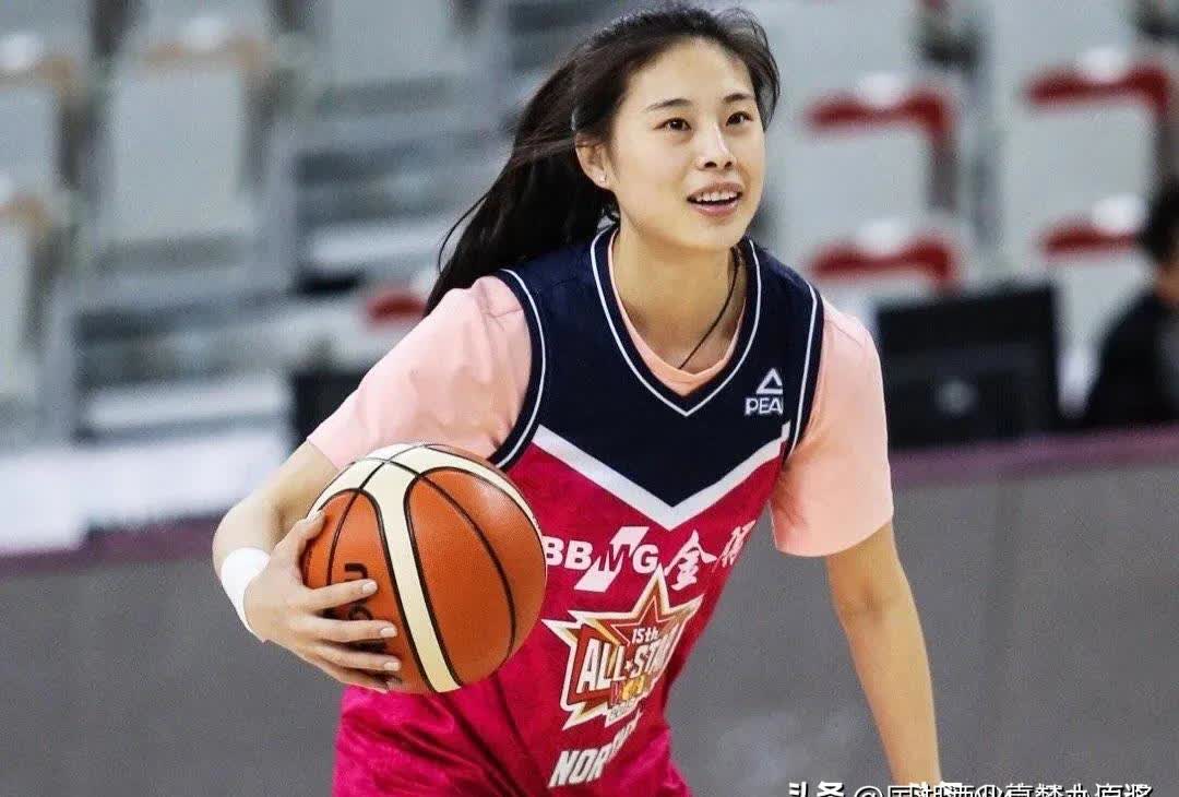 亚洲杯-张子宇18分王思雨19+7+7中国女篮擒韩国获铜牌(中国女篮王思雨现状)