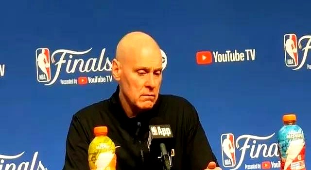卡莱尔：在休赛期续约迈尔斯-特纳仍是步行者的首要任务(t卡莱尔)